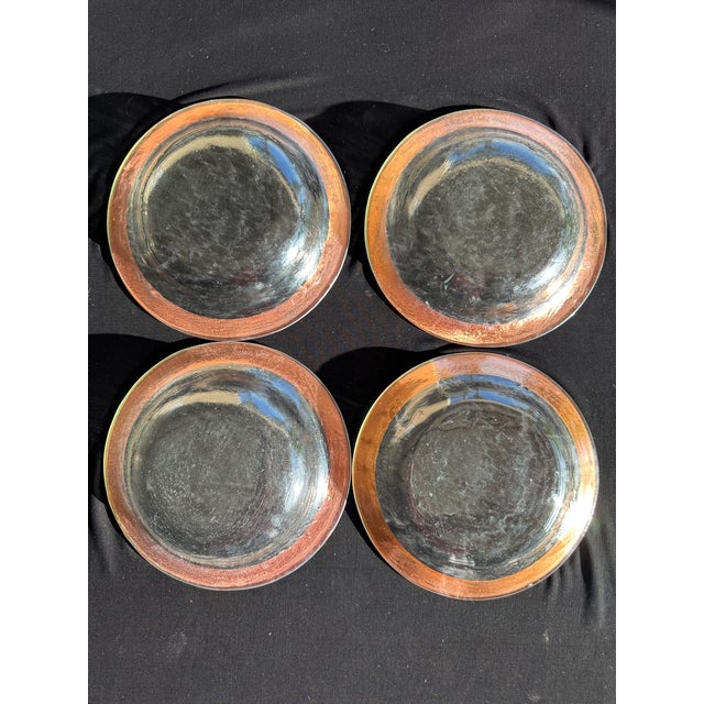 Contemporary Vintage Annieglass Roman Antique Bowls – 24k Gold Rim – Signed 1980s – 8.5” (Set of 4) For Sale - Image 3 of 7