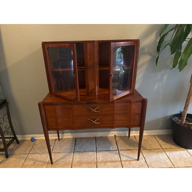 Mid-Century Modern 1950s Mid-Century Modern Brown-Saltman Two-Piece Walnut China Cabinet Credenza For Sale - Image 3 of 12