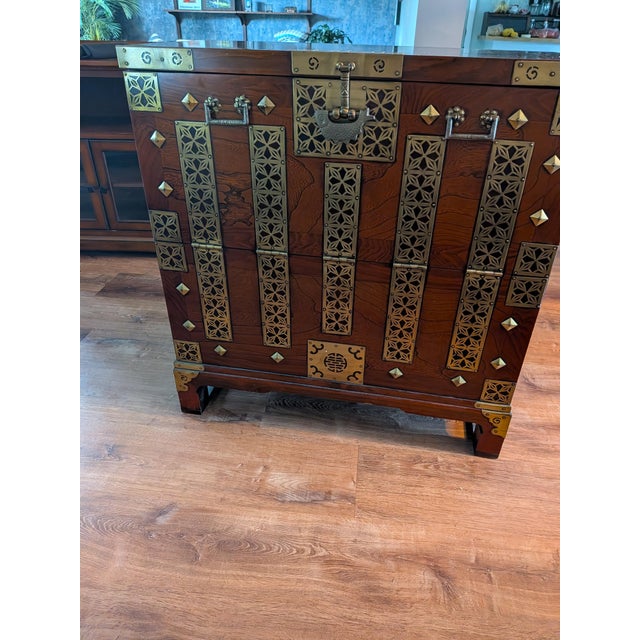 Late 20th Century Korean Pyongyang Blanket Chest For Sale In Rochester - Image 6 of 12