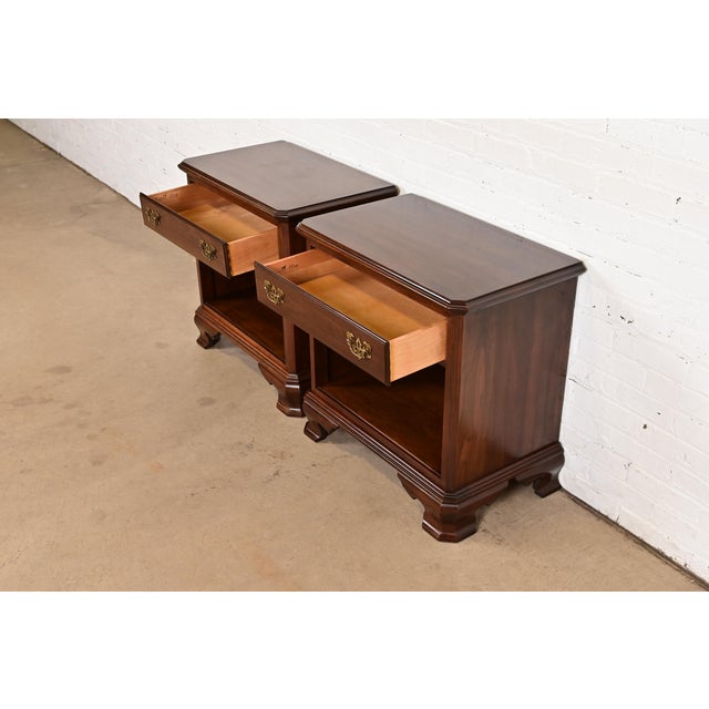Ethan Allen Georgian Solid Cherry Wood Nightstands, Pair For Sale In South Bend - Image 6 of 13