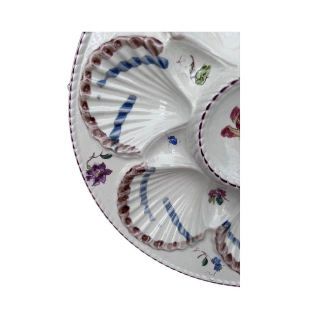 Longchamp 19th Century Majolica Oyster Flowers Plate Longchamp For Sale - Image 4 of 5