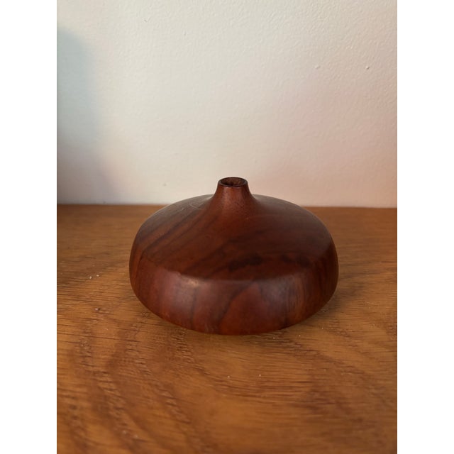 Beautiful small hand turned weed pot by master sculptor Rude Osolnik. Signed on the bottom.