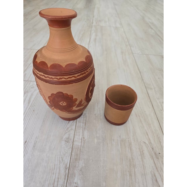 Vintage Folk Art Cuernavaca Mexican Folk Art Terracotta Botellón & Cup Set - 2 Pieces For Sale - Image 4 of 12