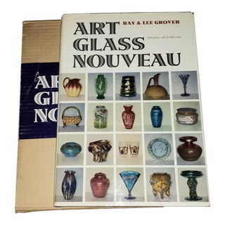 Art Glass Nouveau Book by Ray & Lee Grover For Sale