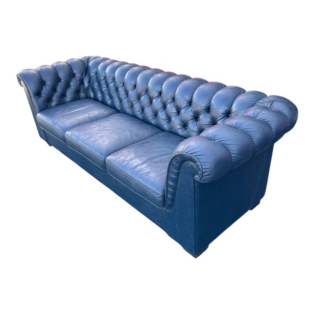 Chesterfield 3-Seater Sofa in Blue Leather For Sale - Image 6 of 7
