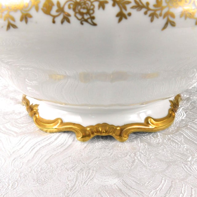 Ceramic 1940s Weimar Large White and Gold Soup Tureen With Lid For Sale - Image 7 of 9