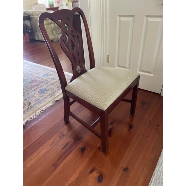 1990s Baker Chippendale-Inspired Mahogany Pretzel Back Dining Chairs. Two Arm Chairs and Four Side Chairs For Sale - Image 5 of 11