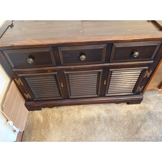 Magnavox Console Stereo and Radio For Sale - Image 4 of 7