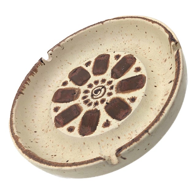 Beige Mid 20th Century Otagiri Stoneware Ceramic Ashtray For Sale - Image 8 of 11