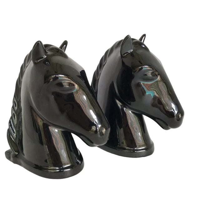 Handsome Pair of Mid Century Black Horse Head Modern Bookends by Abingdon Potteries. Beautiful designed horse heads...