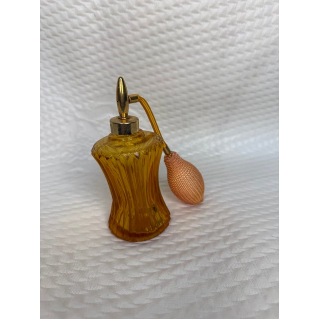 1930s Depression Glass Beautiful Grooves on Glass Perfume Decanter For Sale In Los Angeles - Image 6 of 6