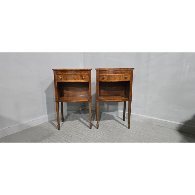 1900 - 1909 Antique English Mahogany Bedside Nightstands, 1900, Set of 2 For Sale - Image 5 of 16