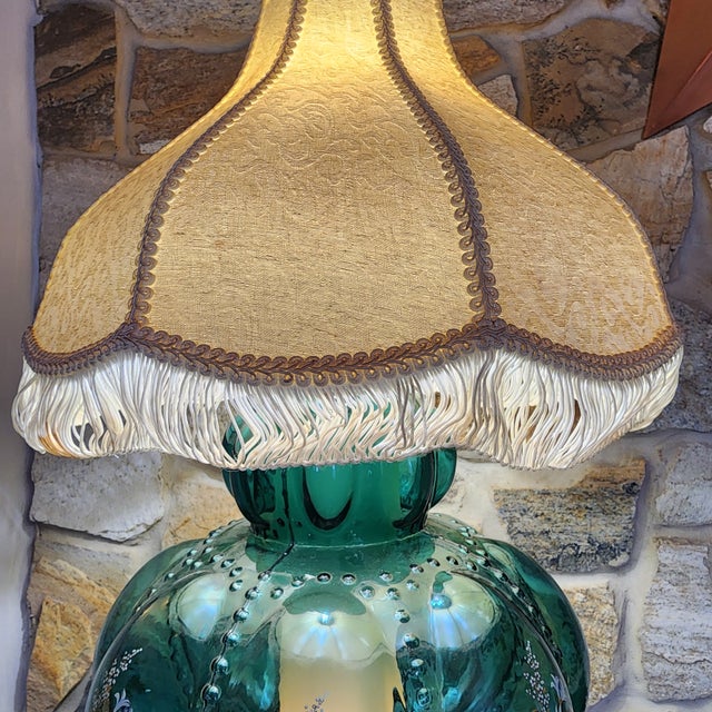 Rare 1940s Emerald Green GWTW Lamp Hand Painted Enamel Dual Light Pristine For Sale - Image 11 of 18