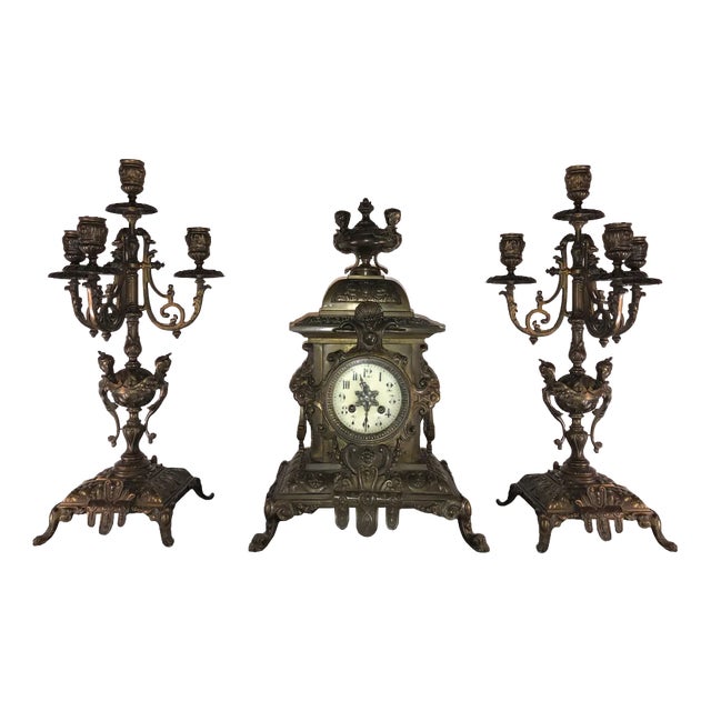 French Mantel Clock with Candlesticks in Bronze, 1880s, Set of 3 For Sale