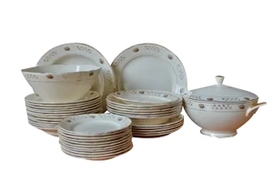 Bohemian Porcelain Dinner Set from Villeroy & Boch, 1950s, Set of 37