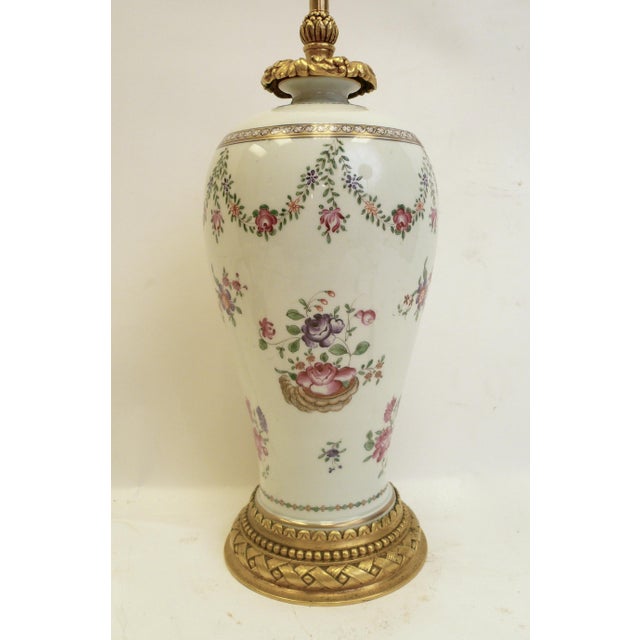 Gilt Bronze Mounted Chinese Export Porcelain Lamp by E F Caldwell For Sale - Image 4 of 10