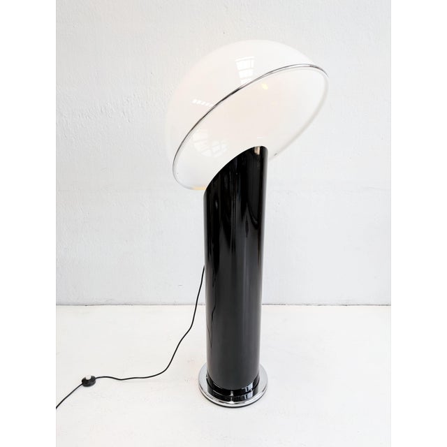 1970s Black Ciot Floor Lamp by Ennio Chiggio for Lumenform, 1970s For Sale - Image 5 of 8