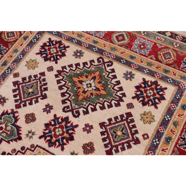 1990s Boheo Chic Kazak Tribal Beige/Red Wool Rug - 4'0''x6'0'' For Sale - Image 5 of 10