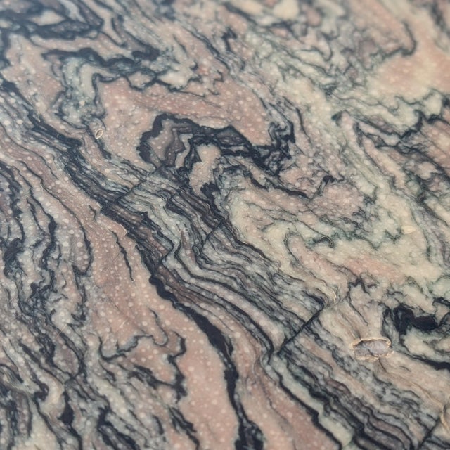 Postmodern Italian Cipollino Ondulato Marble Side Table, 1970s–1980s For Sale - Image 9 of 18