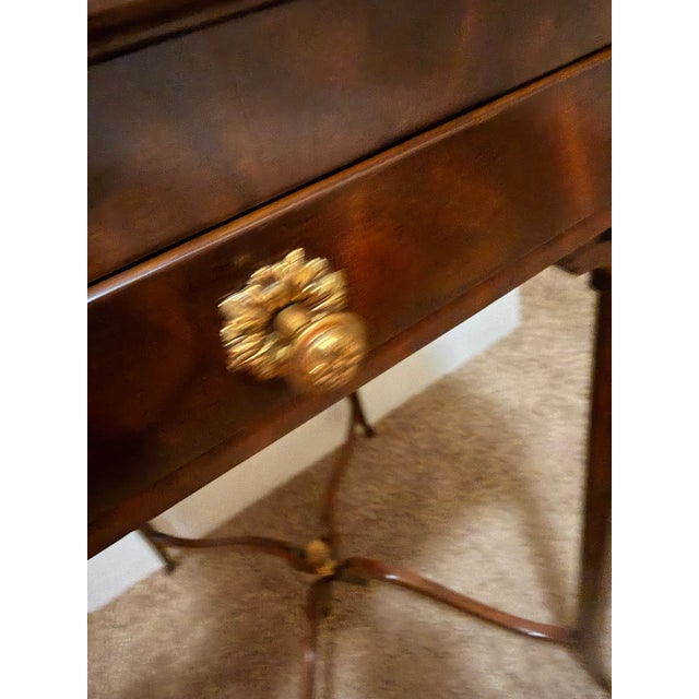 Late 20th Century Late 20th Century Maitland-Smith Figured Wood Chairside End Table With Pull-Out Tray For Sale - Image 5 of 12