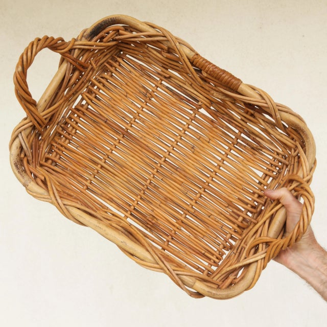 1950s Mid-Century Vintage Chunky Rectangular Wicker Bread Basket With Handles For Sale - Image 18 of 18