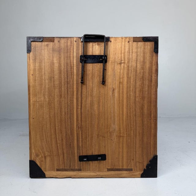 1920s Large Japanese Kimono Tansu Chest, 1920s For Sale - Image 5 of 10