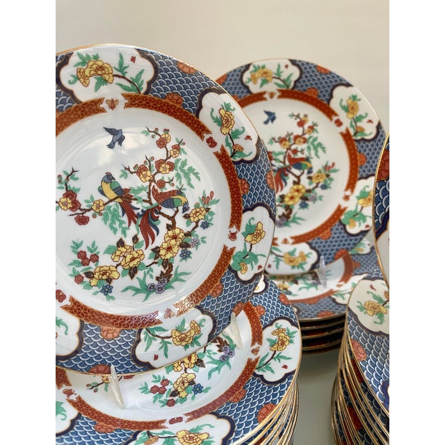 Chinoiserie Imperial Garden Porcelain Dinner Plates - Set of 50 For Sale - Image 4 of 11