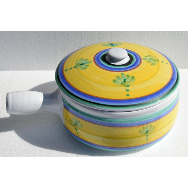 1970s Caleca Ceramic Hand Painted Italy Round Casserole With Lid Rustic European Pottery For Sale In Miami - Image 6 of 13