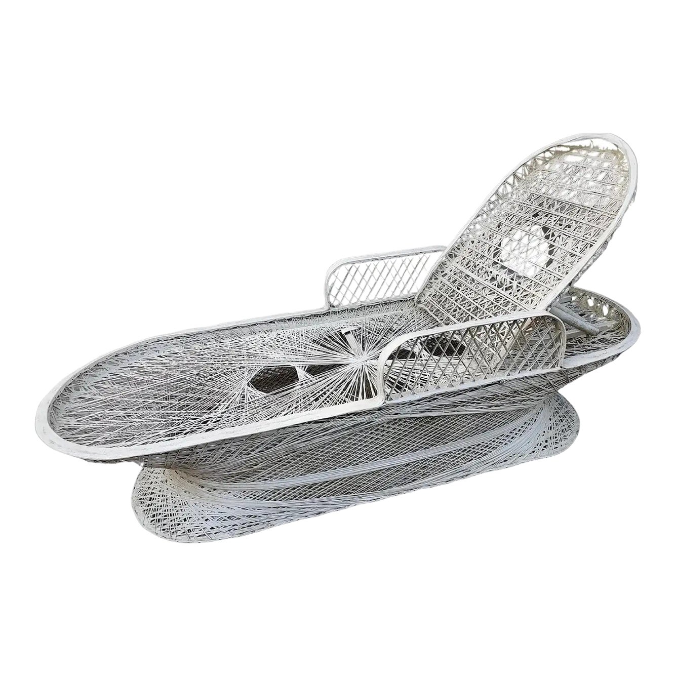 Mid Century Modern Russell Woodard Spun Fiberglass Chaise Lounge Chair