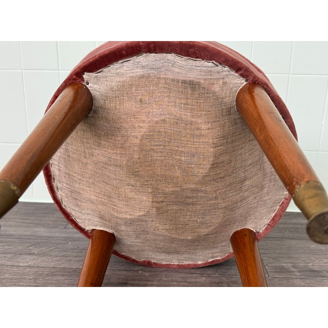 Small Vintage Ottoman in Wood and Velvet, 1950s For Sale - Image 9 of 10