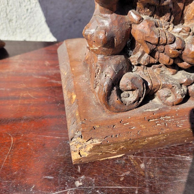 Wood Carved Reliquary Busts, 17th Century, Walnut, Set of 2 For Sale - Image 7 of 17