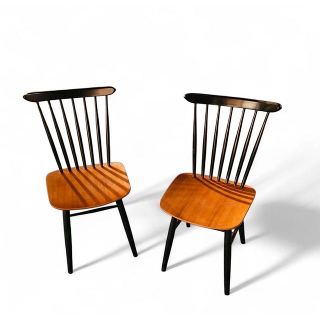 Spindle Back Dining Chairs with Curved Seats in Teak from Pastoe, Holland, 1960s, Set of 2 For Sale - Image 17 of 17