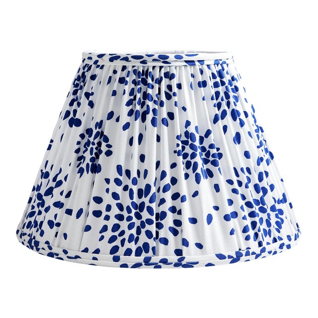 The House of Scalamandré Fireworks Pleated Shade, Blue on White For Sale
