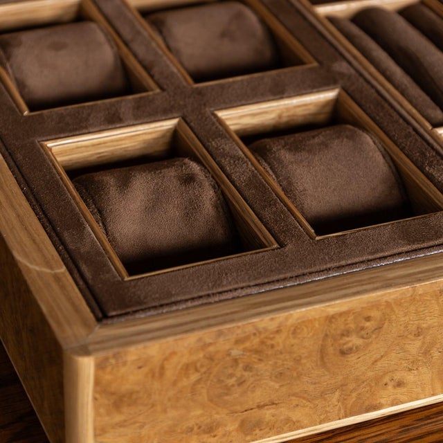 Brown Watch & Jewellery Box in Pollard Oak For Sale - Image 8 of 18