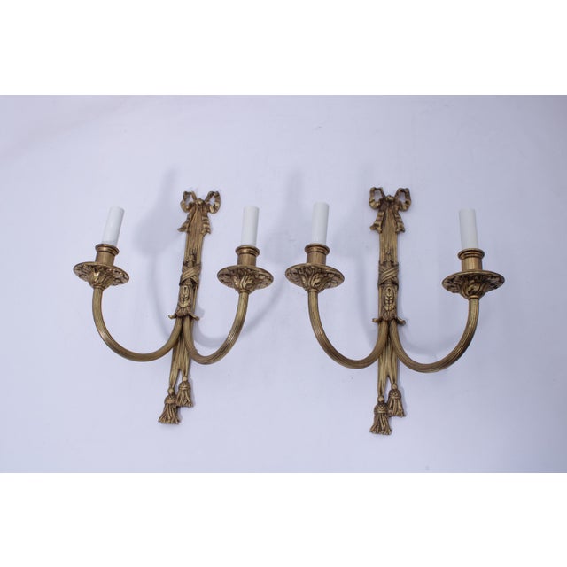 French 1950s Pair of French Style Brass Electric Sconces For Sale - Image 3 of 11