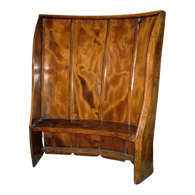 English Elm Curved Pub Settle C 1740 Beautiful Patina For Sale