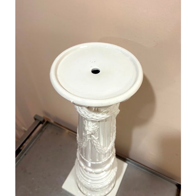 Majolica White Ceramic Italian Lion's Head Column / Pedestal For Sale - Image 4 of 5