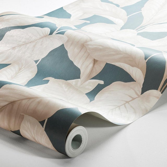 A poetic patterning of multi-toned leaves, Bo is an endlessly versatile botanical design. This product is FSC Certified....