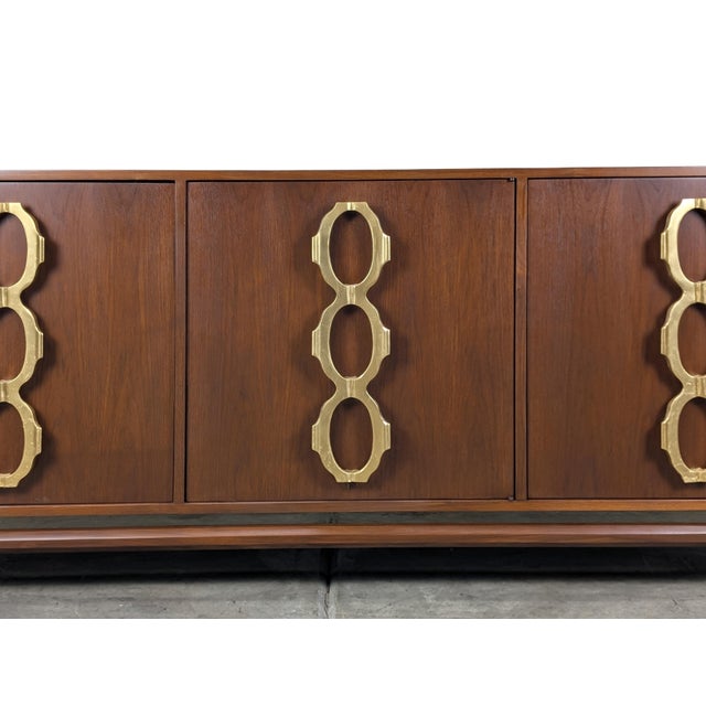 Mid Century Modern Walnut Buffet / Sideboard by Cal Mode, American, c.1960s For Sale - Image 14 of 16