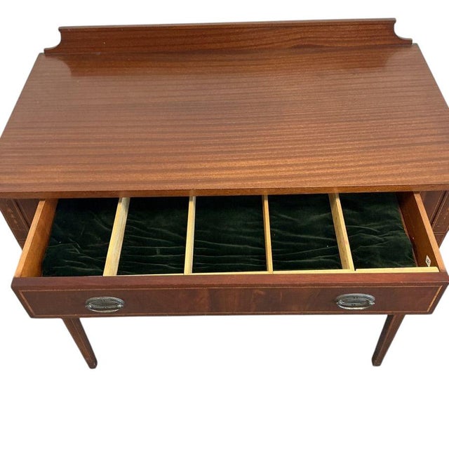 Traditional 1950s A.H. Davenport Co Sideboard With Inlay For Sale - Image 3 of 9