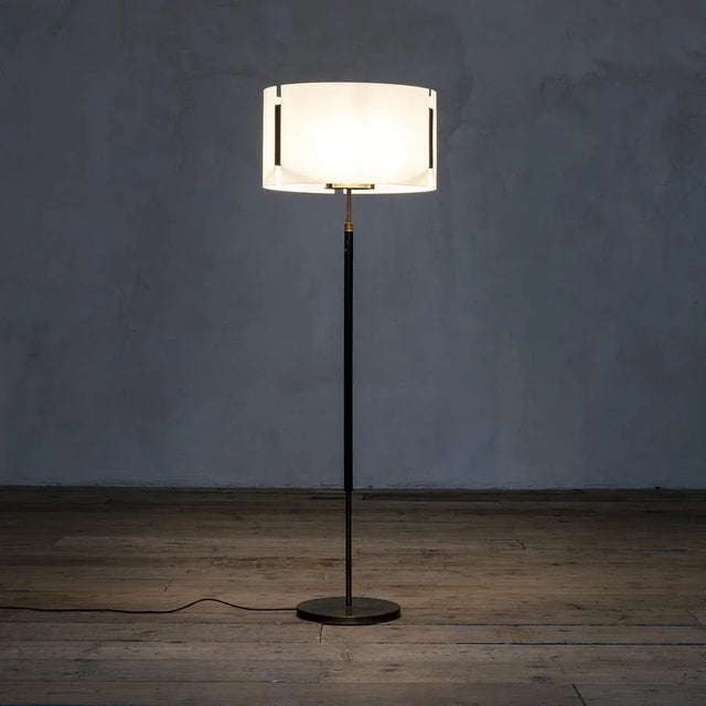 Brass & Acrylic Glass Floor Lamp attributed to Giuseppe Ostuni for Oluce, 1950s, in Good conditions. Designed 1950 to 1959...