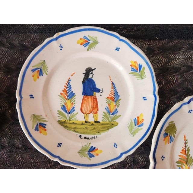 Antique French Decorative Folk Art Plates from HR Quimper, 1800s, Set of 2 For Sale - Image 3 of 15