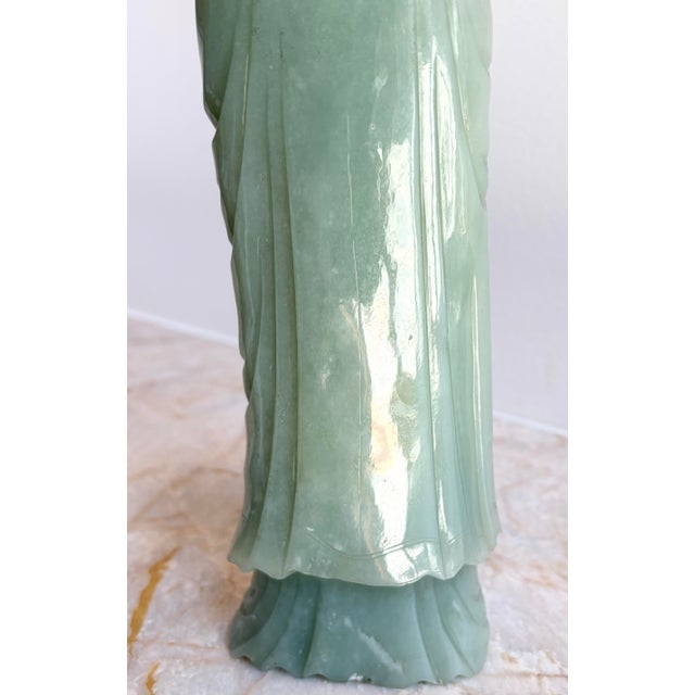 Gemstone Antique Chinese Qing Dynasty Nephrite Jade Guanyin Kwan Yin Figurine W/ Stand For Sale - Image 7 of 12