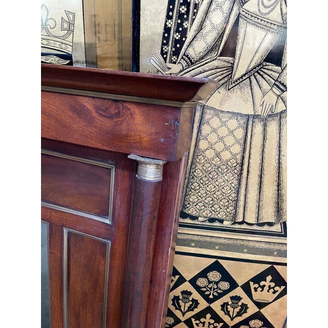 Period: 19th century Style: Consulat, Empire Condition: Fully restored in our whorkshop Material: Solid wood Length:...