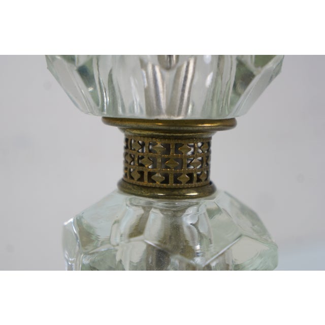 Transparent Mid 20th Century Stacked Prism Crystal Boudoir Vanity Table Lamps - a Pair For Sale - Image 8 of 14