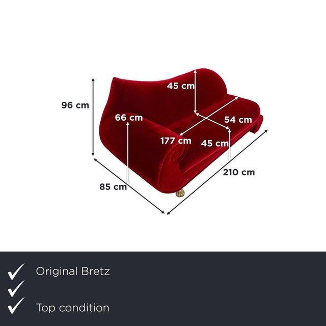 The Bretz Gaudi sofa is an iconic design object whose sculptural, organic form instantly makes it the centerpiece of any...