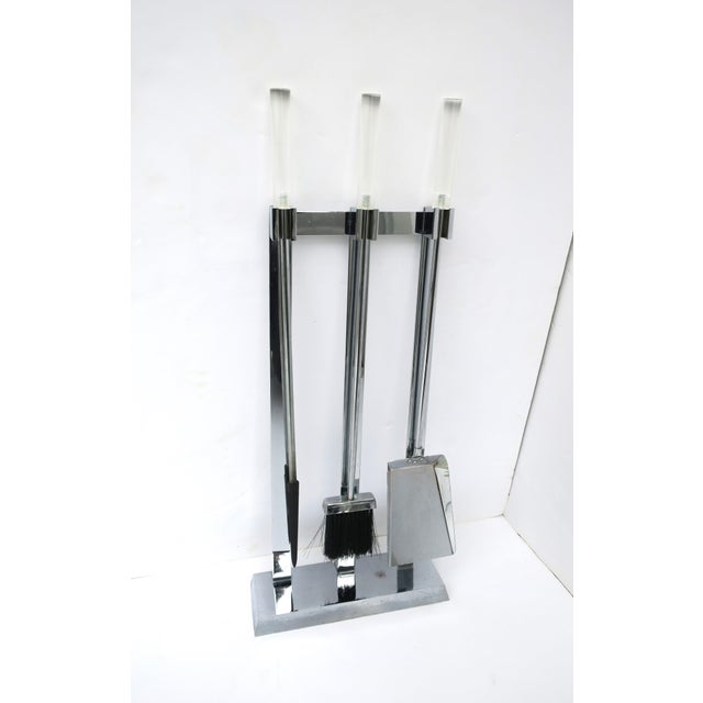 Contemporary Albrizzi Style Metal Chrome and Lucite Fireplace Tools, Set, Late 20th Century For Sale - Image 3 of 10