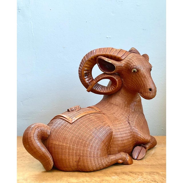 Wood Vintage Shanghai Weave Curly Horn Ram Box For Sale - Image 7 of 12