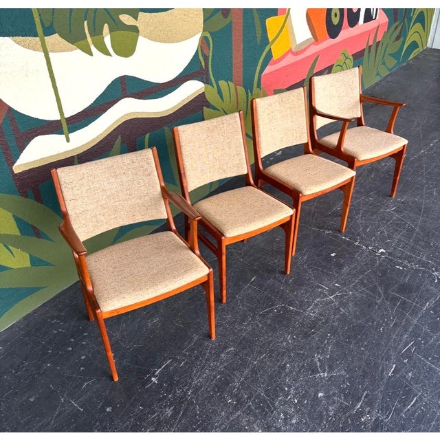 Danish Teak Drawleaf Dining Set For Sale - Image 15 of 16