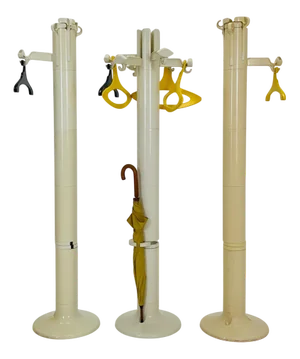 Italian Space Age White Coat Rack by Giancarlo Piretti for Castelli / Anonima Castelli, 1970s